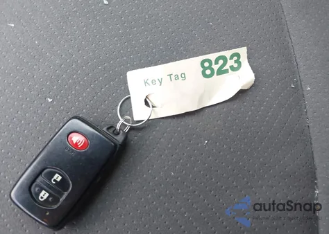 2011 Toyota Prius Two из США, поврежденный, VIN JTDKN3DU1B1384666